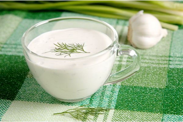 sauce originale au yaourt citron et ciboulette